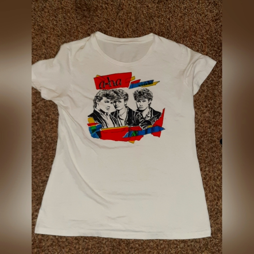 a-ha white tee, size 13